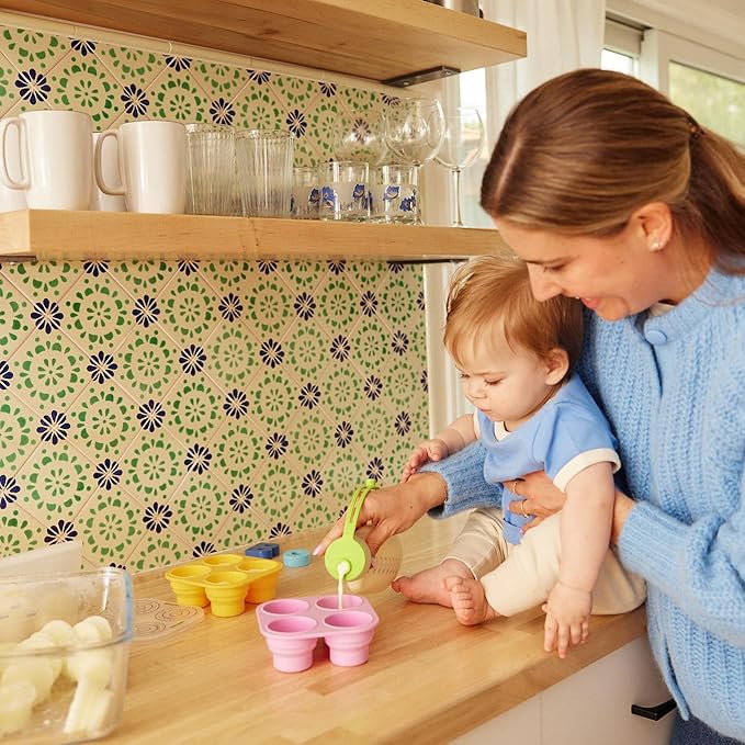 Breastmilk Storage Reusable Freezer Trays with Lid l Baby Food Cube 4pcs Complete Kit l 0.5/1/2 Oz Silicone Tray l Ultra Leak-Proof Breastmilk Kit l Reusable Bags