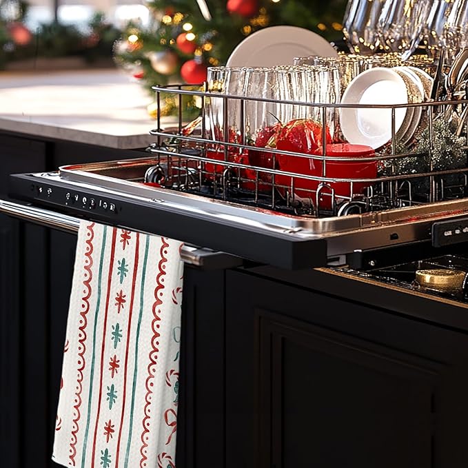 Red and Green Preppy Christmas Bow Tree Candy Canes Kitchen Dish Towels 16x24 Inches,Preppy Coquette Christmas Decor Hand Towels for Bathroom Kitchen