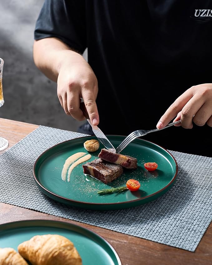 Famiware Mercury 24 Pieces Dinnerware Sets, Plates and Bowls Sets for 8, Microwave and Dishwasher Safe Dish Set, Dark Green