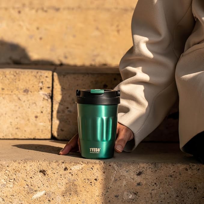 TYESO Stainless Steel Portable Tumbler with Flip Lid,Travel Mug with Concealed Carry Handle, Leakproof Insulated Coffee Cup (BLUE, 17 OZ)