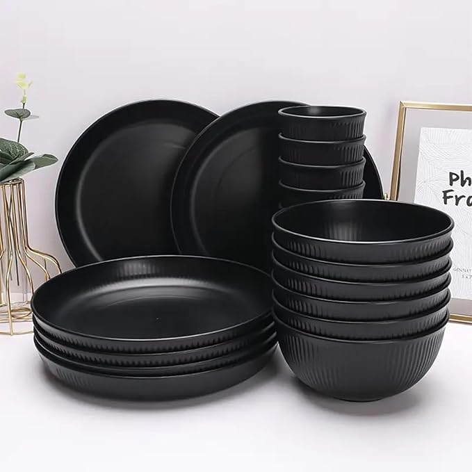 Plates and Bowls Sets, 18 piece Lightweight Unbreakable Dinnerware Set for 6，Camping Plates for Picnic ，Dish Sets with 23cm Plates, 15cm Bowls, Cups for Kitchen （Black）