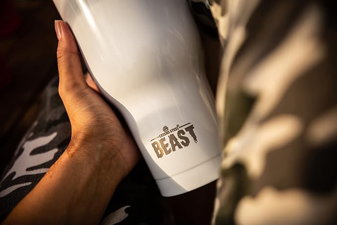 BEAST Insulated Coffee Mug – 900 ml I Arctic White I Stainless Steel I Reusable, Insulated Cups I 2 Straws and Cleaning Brush, Double Walled Travel Coffee Thermos I Hot or Iced Coffee