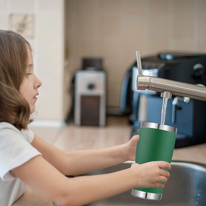 VEGOND 20oz Tumbler Stainless Steel Tumbler Cup with Lid And Straw Vacuum Insulated Double Wall Travel Coffee Mug(dark green package 6)