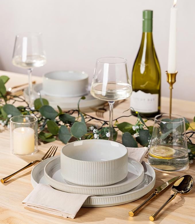 TheTerra Ceramic Dinnerware Sets for 8, 24 Pieces Porcelain Lightweight Plates and Bowls Sets, Scratch Resistant Dish Set, Oven & Microwave & Dishwasher Safe, Reactive White