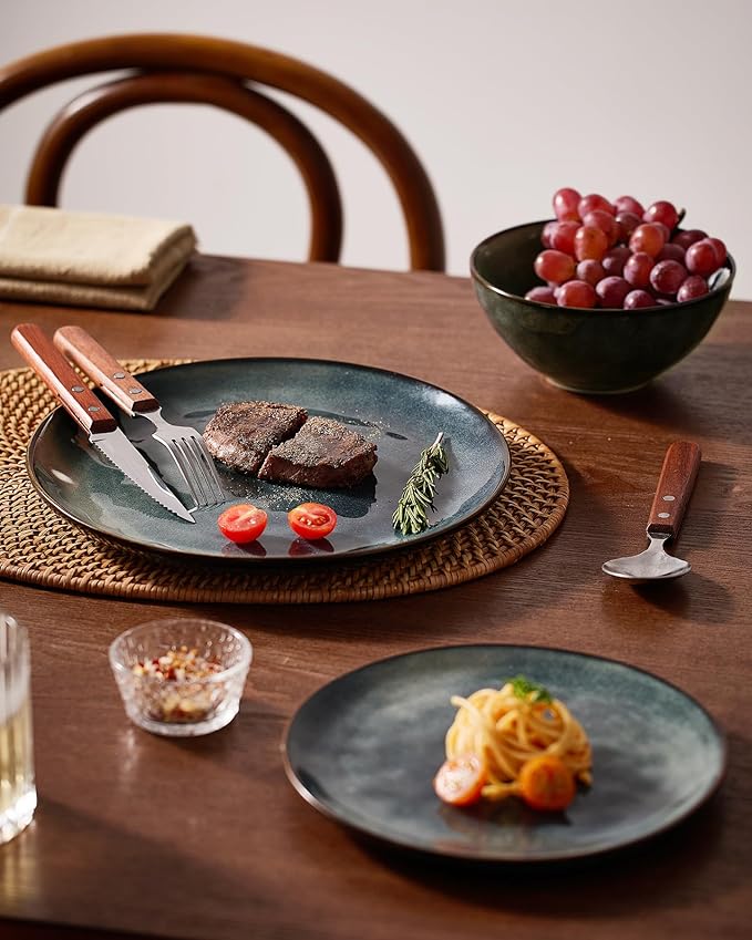 Famiware Dinnerware Sets for 4, Ocean Round 12-Piece Kitchen Plates and Bowls Sets, Reactive Glaze, Microwave and Dishwasher Safe, Scratch Resistant, Deep Forest