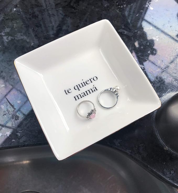 Simply Charmed I Love You Mom Spanish Gift - Ceramic Jewelry Dish or Ring Holder – Trinket Tray – Fun Birthday or Christmas Gift for Mama or Madre