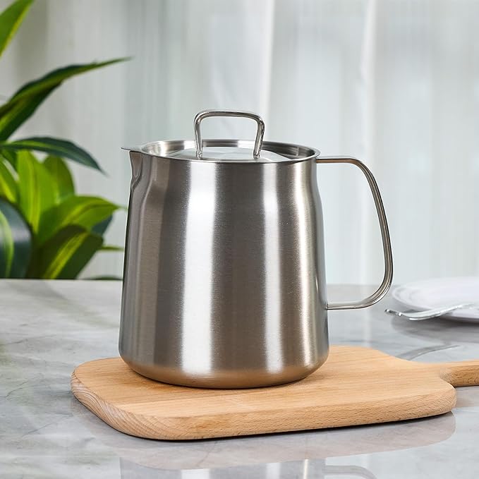 Bacon Grease Container with Strainer, 304 Stainless Steel Grease Container for Kitchen with Dust-proof Lid & Basket, Dishwasher Safe Cooking Oil Container, 68oz/2L