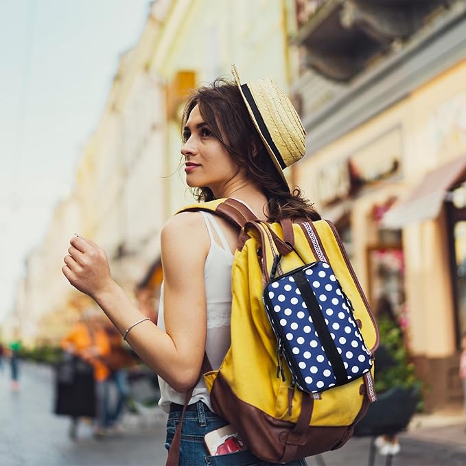 Cerbonny Small Lunch Box,Freezable Snack Bag for Adults & Kids,Freezable Lunch box,insulated Snack Bag with Buckle Handle,Compact Lunch Box for Work School Travel(Polka Dot)
