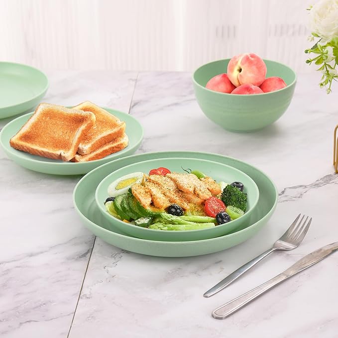 Camping Plates Cups and Bowls Set Green Reusable Microwave Safe Lightweight Unbreakable Plastic Dishes Set for Kids Elderly Kitchen Adults Outdoor,32 Pcs Holiday Dinnerware Sets for 8