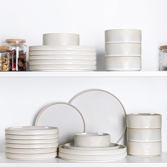 TheTerra Ceramic Dinnerware Sets for 6, 18 Pieces Porcelain Lightweight Plates and Bowls Sets, Scratch Resistant Dish Set, Oven & Microwave & Dishwasher Safe, Reactive White