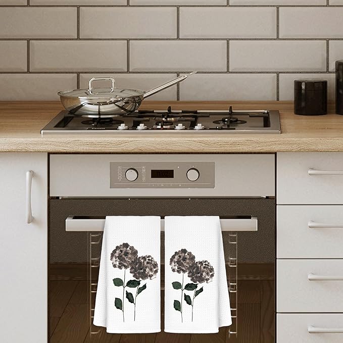 Black Hydrangea Flowers Floral Kitchen Towels Set of 2, Hydrangea Decorative Hand Towels for Bathroom Decor Dish Towels for Kitchen, Black and White Towels, Hydrangea Gifts, 16x24 inch