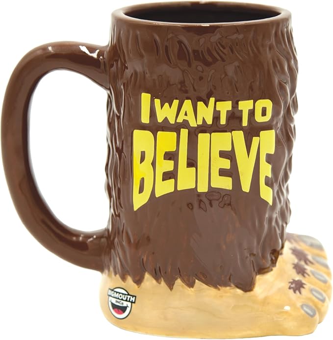 BigMouth Inc Big Foot I Want to Believe Coffee Mug, Fun Bigfoot Decor, Funny Sasquatch Cup Gift for Men Women Dad