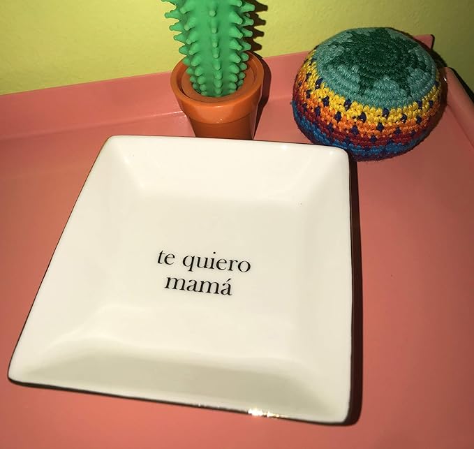 Simply Charmed I Love You Mom Spanish Gift - Ceramic Jewelry Dish or Ring Holder – Trinket Tray – Fun Birthday or Christmas Gift for Mama or Madre