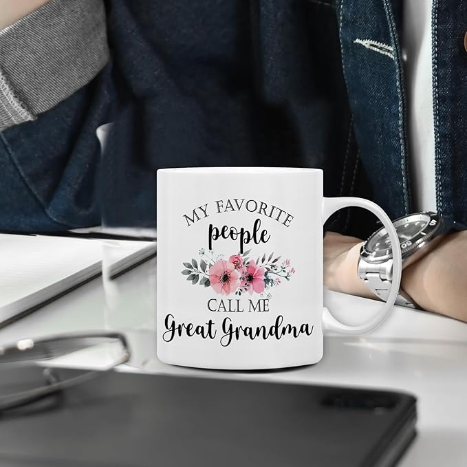 QASHWEY Great Grandma Coffee Mug, Great Grandma Gifts, Mothers Day Mugs Tea Cup Gift for GreatGrandma, GreatGrandmother Gifts, My Favorite People Call Me GreatGrandma Coffee Cups Ceramic 11oz