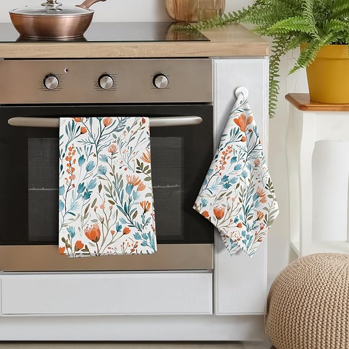 Blue Orange Flowers Kitchen Towels Decorative Set of 2, Watercolor Floral Hand Towels for Kitchen Baking Cooking, Soft Absorbent Vintage Floral Dish Clothes for Drying Dishes Holiday Decoration