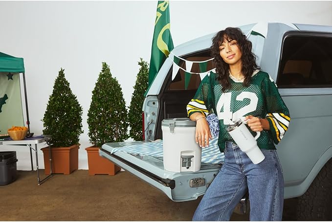 STANLEY Quencher ProTour Flip Straw Tumbler with Leakproof Lid | Built-In Straw & Handle | Cupholder Compatible for Travel | Insulated Stainless Steel Cup | BPA-Free