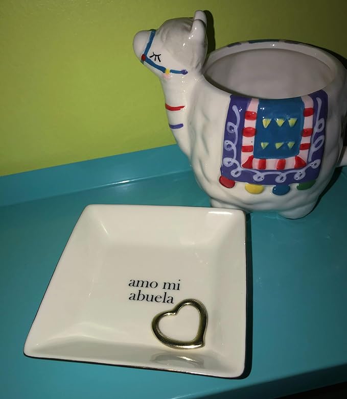 Simply Charmed Amo Mi Abuela – Fun Spanish Christmas Gift for Grandmother - Ceramic Jewelry Dish or Ring Holder – Elegant Trinket Tray
