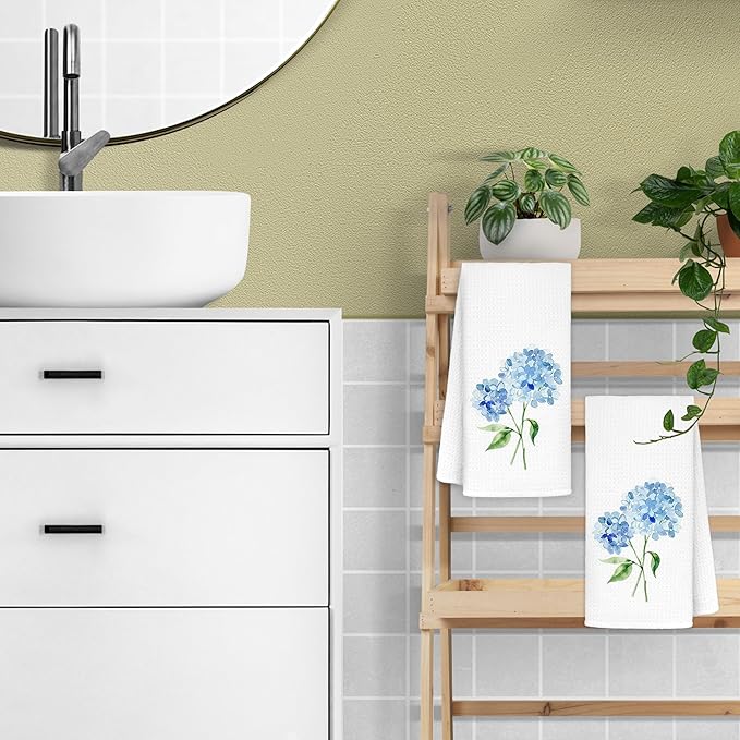 Blue Hydrangea Floral Hand Towels for Bathroom Spa Gym, Rustic Blue Floral Kitchen Towels, Aesthetic Hydrangea Flower Botanical Dish Tea Towels for Kitchen Decor, 16x24 Inch Set of 2