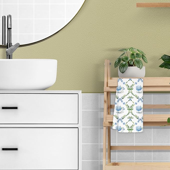 Blue Hydrangea Chinoiserie Floral Butterfly Tea Hand Dish Towels for Kitchen Bathroom, Chinoiserie Hydrangea Decor, Blue Hydrangeas Gifts, Coffee Towels for Coffee Bar Kitchen Bathroom, 16x24