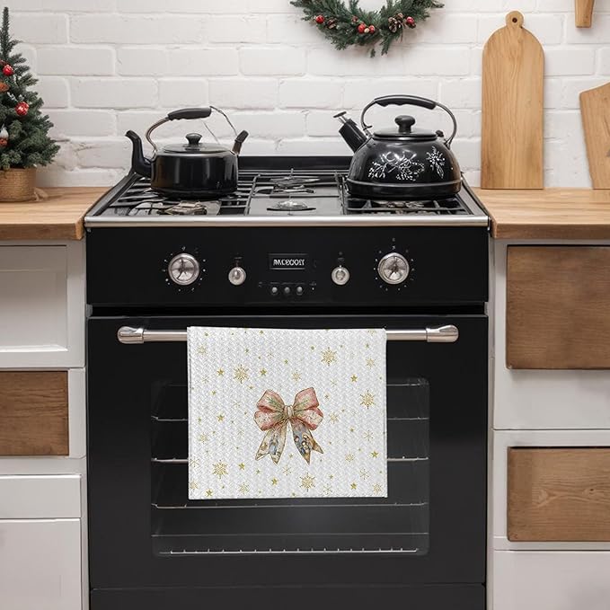 Christian Christmas Nativity Kitchen Towels, Religious Jesus Xmas Dish Tea Towels for Kitchen, Gold and Pink Coquette Bow Christmas Decorative Hand Towel for Bathroom, 16x24 Inch