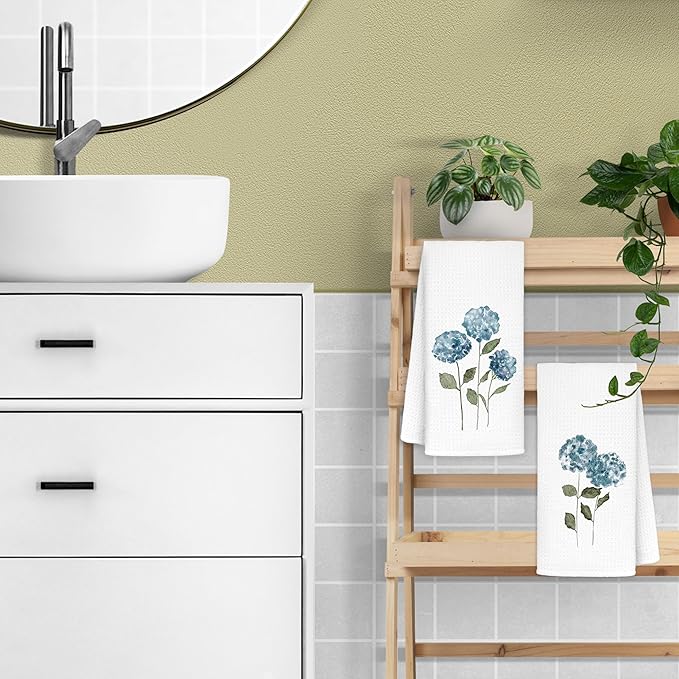Blue Hydrangea Flowers Floral Kitchen Towels Set of 2 - Summer Flowers Decorative Hand Towels for Bathroom, Blue Hydrangea Decor Dish Towels for Kitchen, Floral Hand Towels, 16x24