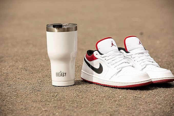 Beast 20 oz Tumbler Stainless Steel Vacuum Insulated Coffee Ice Cup Double Wall Travel Flask (Arctic White)