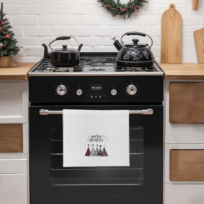 Vintage Christmas Tree Kitchen Towels, Merry Christmas Dish Tea Towels for Kitchen, Red Black and White Plaid Xmas Tree Decorative Hand Towel for Bathroom, 16x24 Inch