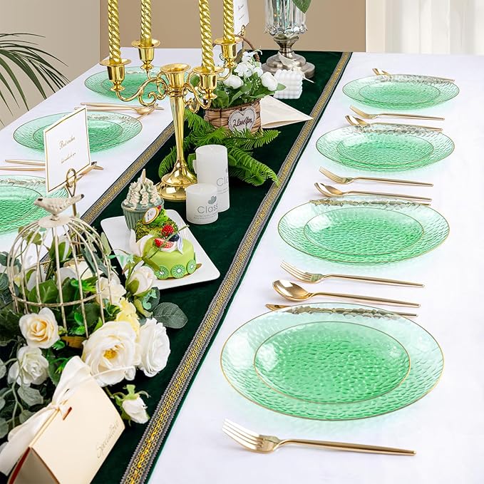 Rubtlamp 100 Pcs Green And Gold Plastic Plates - 10 inch Clear Green Gold Dinner Plates - Hammer Pattern Design - Fancy Disposable Platos - Heavy-Duty Party Platos Ideal for Wedding
