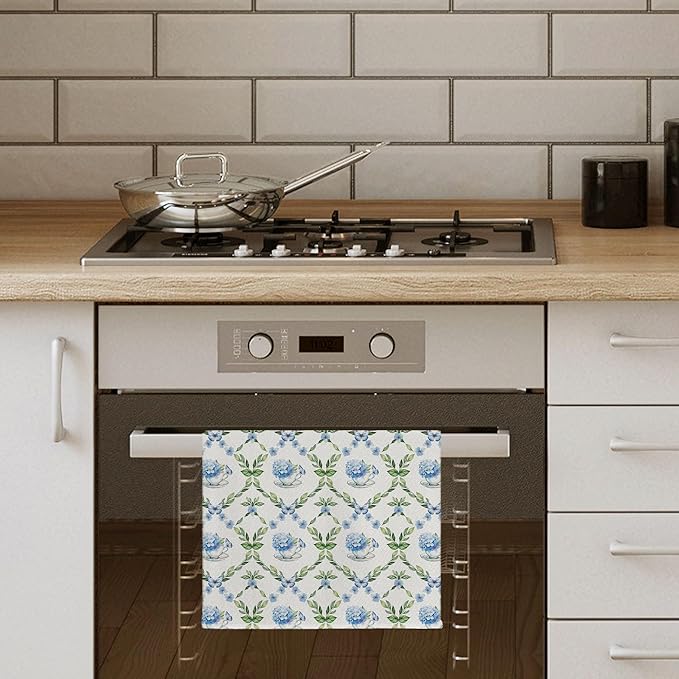 Blue Hydrangea Chinoiserie Floral Butterfly Tea Hand Dish Towels for Kitchen Bathroom, Chinoiserie Hydrangea Decor, Blue Hydrangeas Gifts, Coffee Towels for Coffee Bar Kitchen Bathroom, 16x24