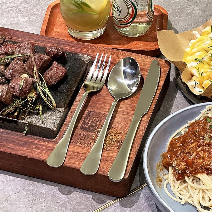 Silverware Set,SANTUO Stainless Steel Knives Spoon Forks Set for Home, Kitchen and Restaurant, Mirror Polished& Dishwasher Safe (18pcs Silverware set)