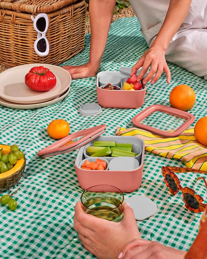 Caraway Glass Food Storage - 4.4 Cup Glass Container - Ceramic Coated Food Container - Non Toxic, Non Stick Lunch Box Container with Lids - Dishwasher, Oven, & Microwave Safe - Navy