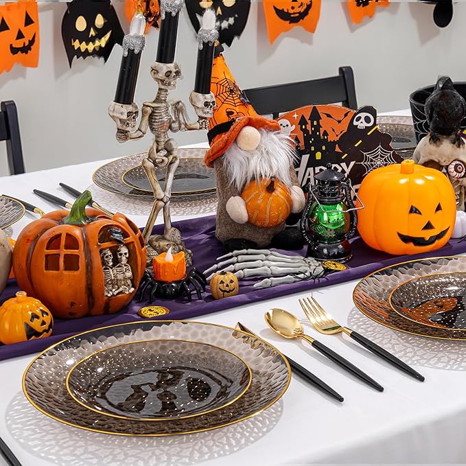 SUT 100Pcs Black Plastic Plates, Hammered Plates Disposable Heavy Duty, Black Disposable Plates With Gold Rim, Fancy Plastic plates Include 50 Dinner and 50 Dessert plates for Wedding